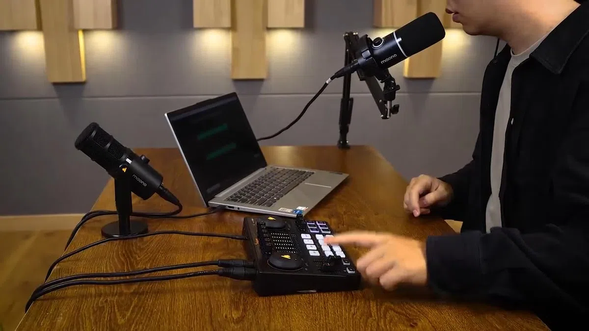MAONO E2 Gen2 Podcast-Mixer-Audio-Interface, Schwarz